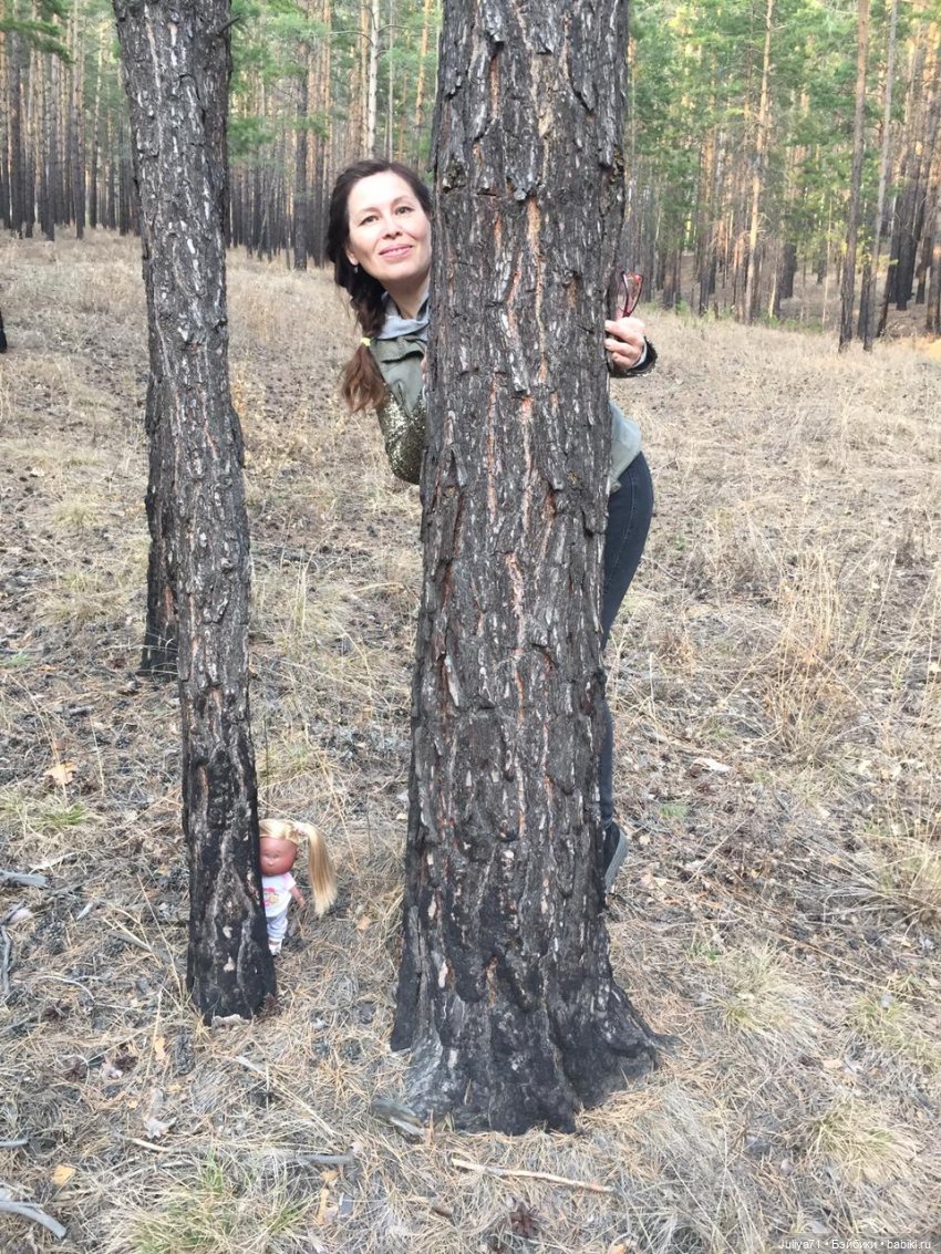 С Булкой на прогулке — Куклы Nines d'Onil (Нинес): Миа (Mia) (фото 7)