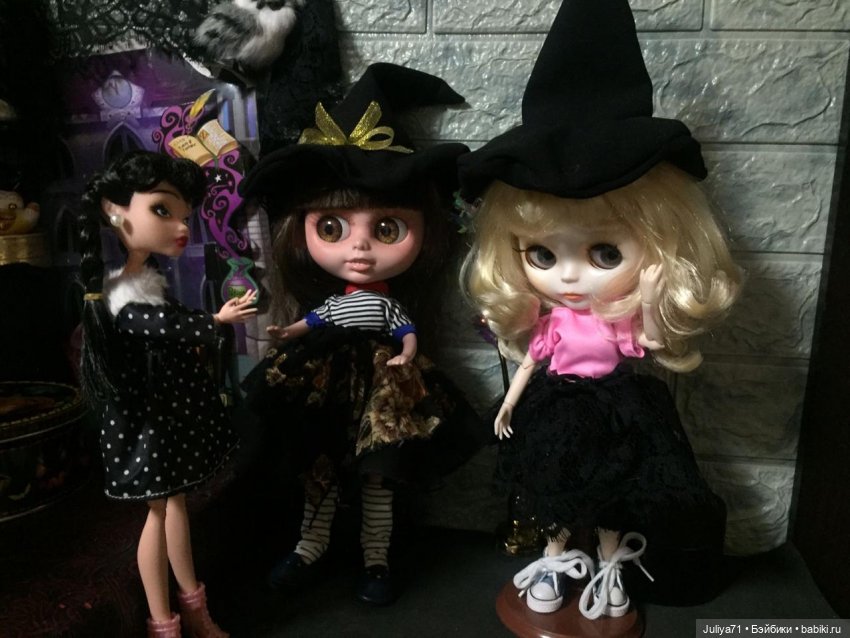 Исполнение желаний — Коллекции игровых кукол (Playline): фото полок (фото 8)