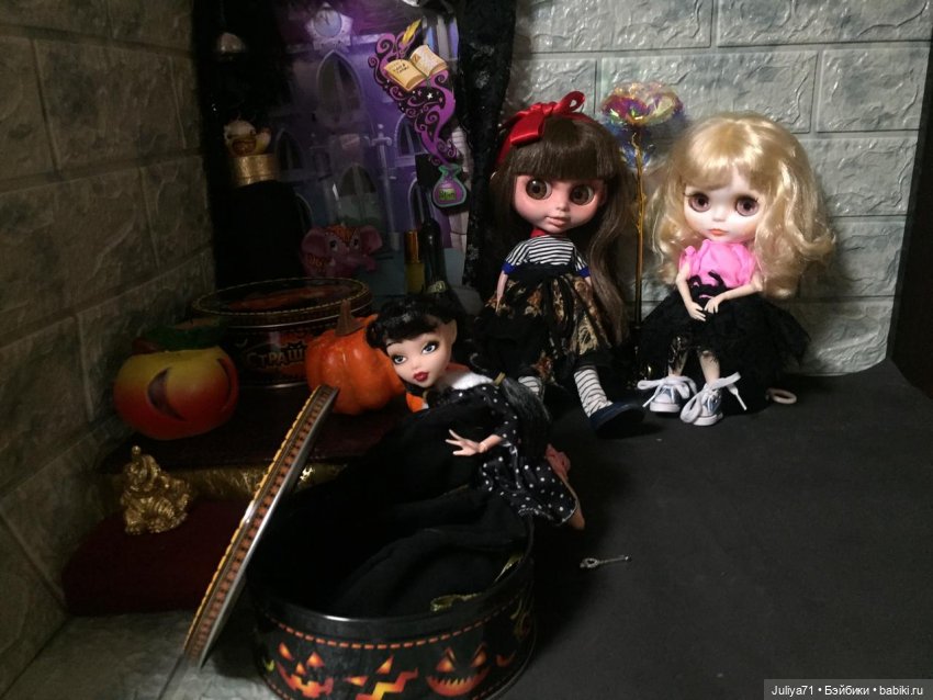 Исполнение желаний — Коллекции игровых кукол (Playline): фото полок (фото 6)