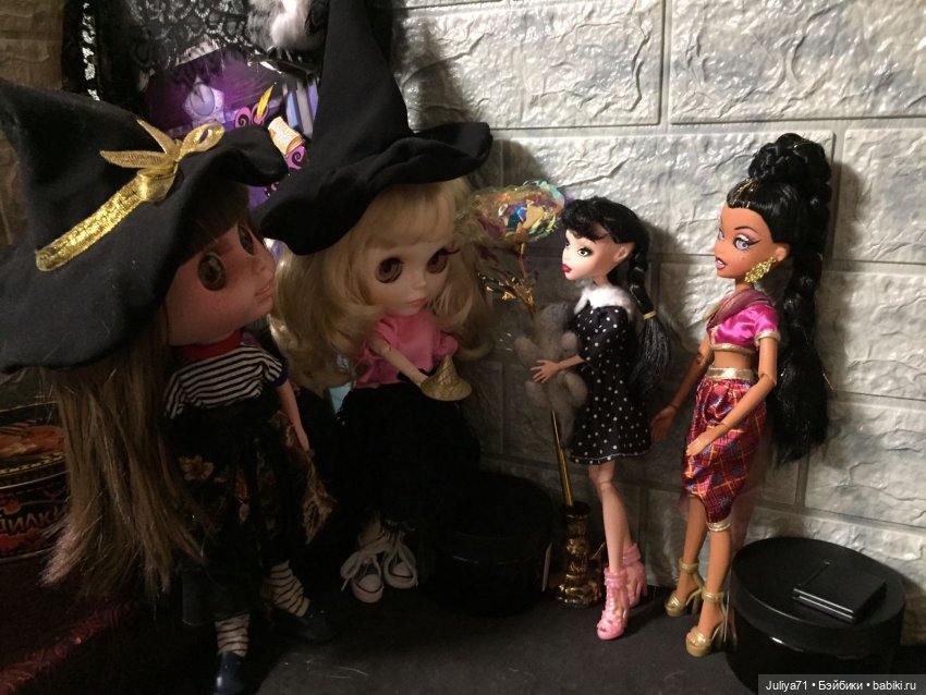 Исполнение желаний — Коллекции игровых кукол (Playline): фото полок