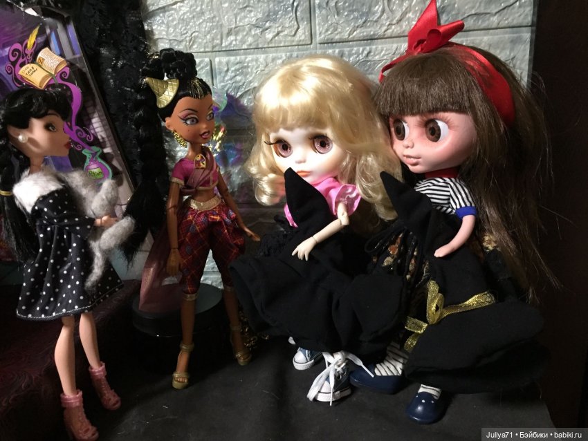 Исполнение желаний — Коллекции игровых кукол (Playline): фото полок