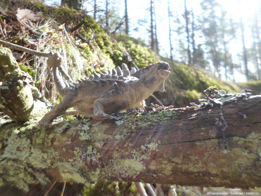 Анкилозавры в весеннем лесу (фото 6)