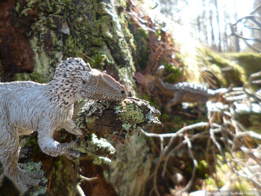 Анкилозавры в весеннем лесу