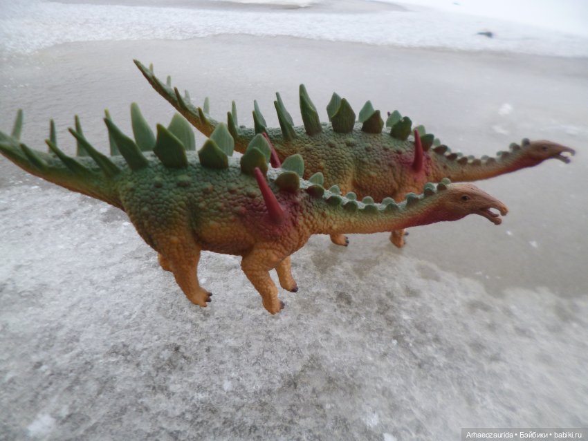 Зима пришла: ящеры и снег (фото 4)