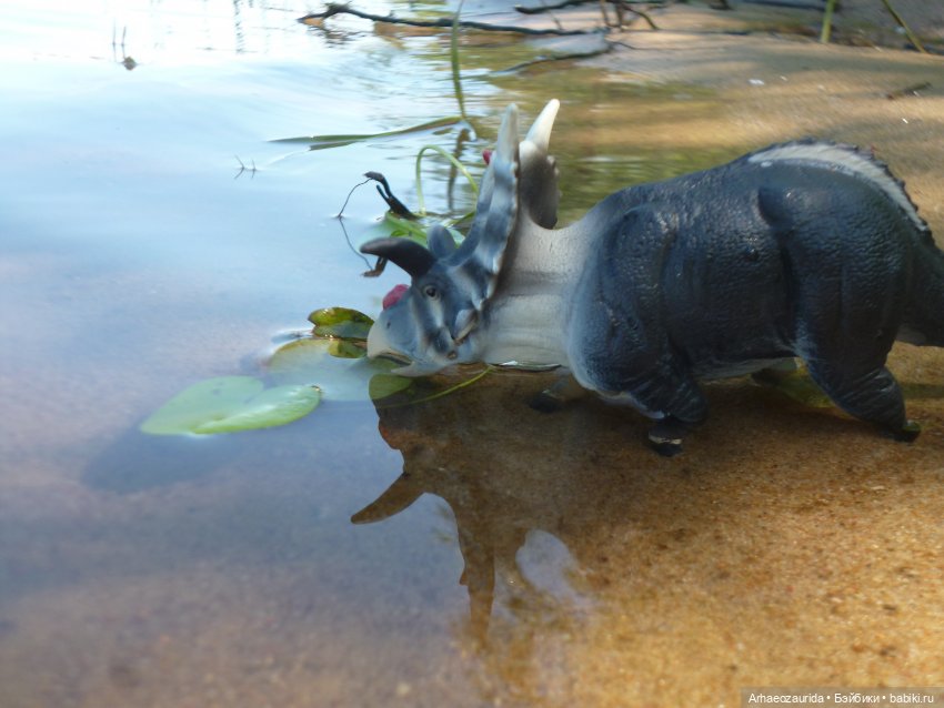 Ящеры, река и лето — Интересные игрушки и фигурки (разное): редкие