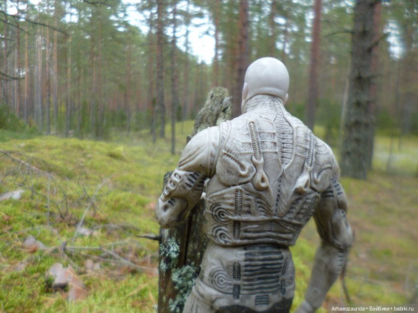 Ящеры в лесу: пришелец (часть 2)