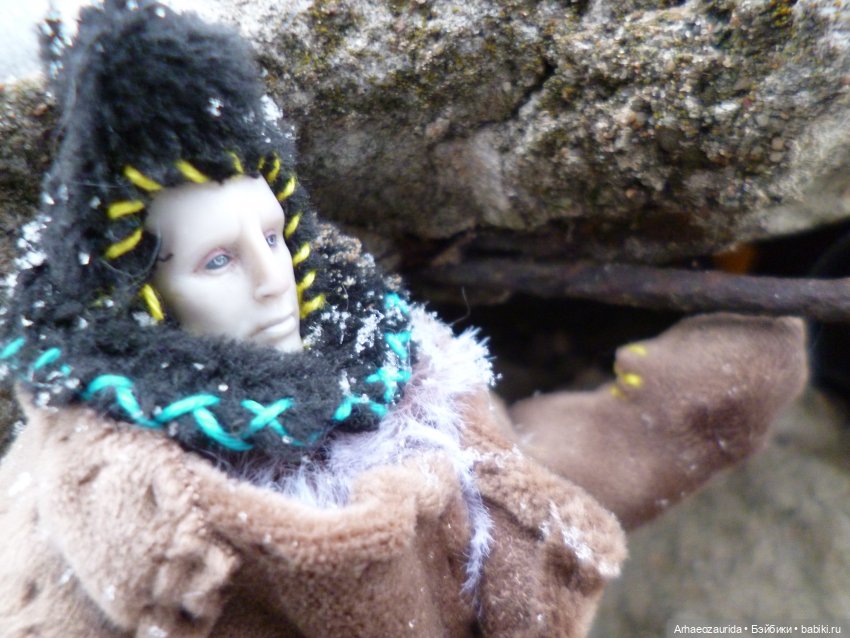 Ящеры у реки: древние руины