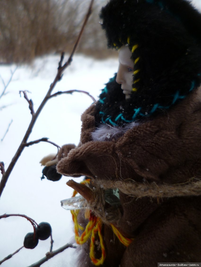 Ящеры у реки: древние руины