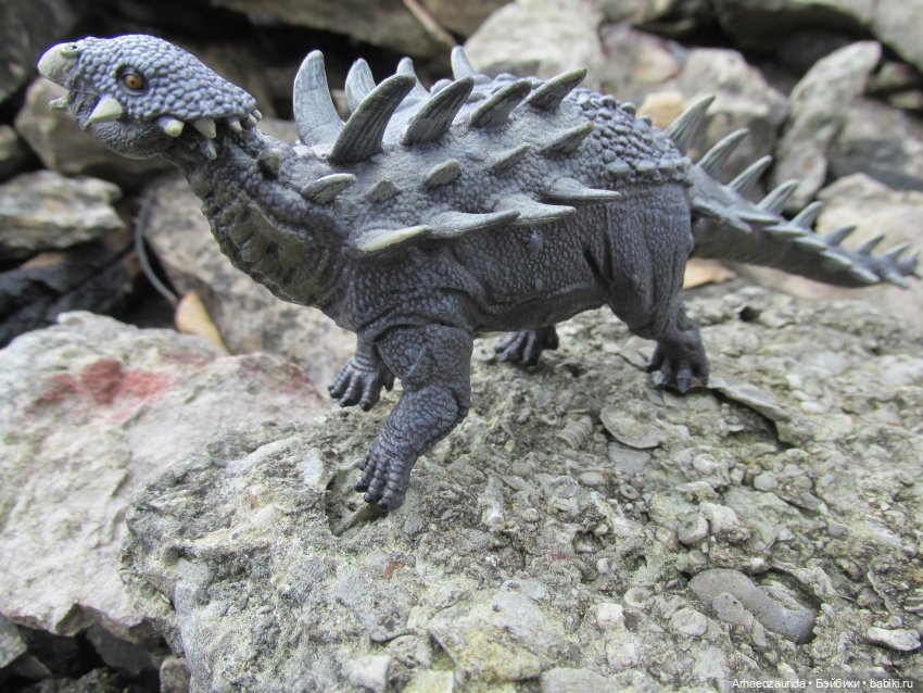 Ящеры в Холмах: камни и трава (фото 4)