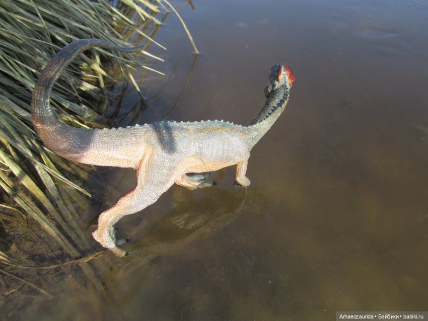 Кейнес и Холмы: холодная река | Бэйбики Кейнес и Холмы: холодная река