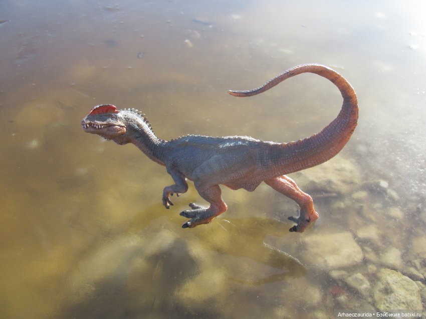 Кейнес и Холмы: холодная река | Бэйбики Кейнес и Холмы: холодная река