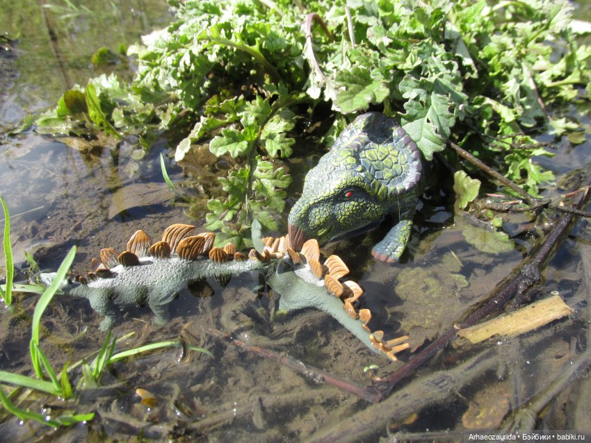 Ящеры на Холмах: о всеядности