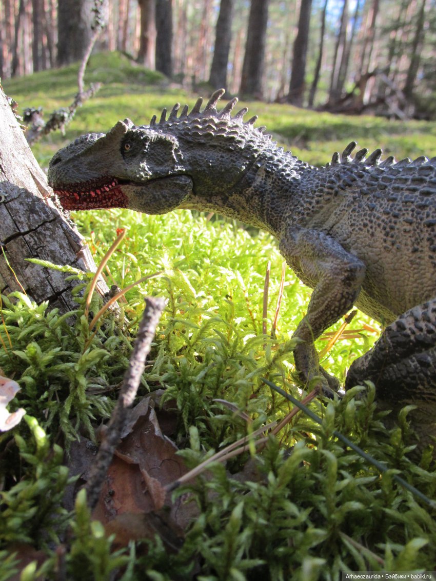 Ящеры в лесу: чужая добыча | Бэйбики Ящеры в лесу: чужая добыча