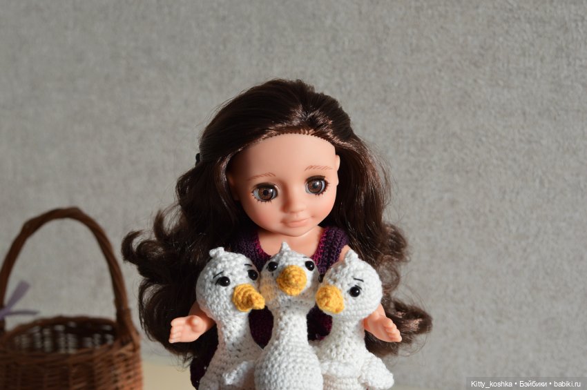 Девочка с гусиками — Российские куклы Весна (фото 8)