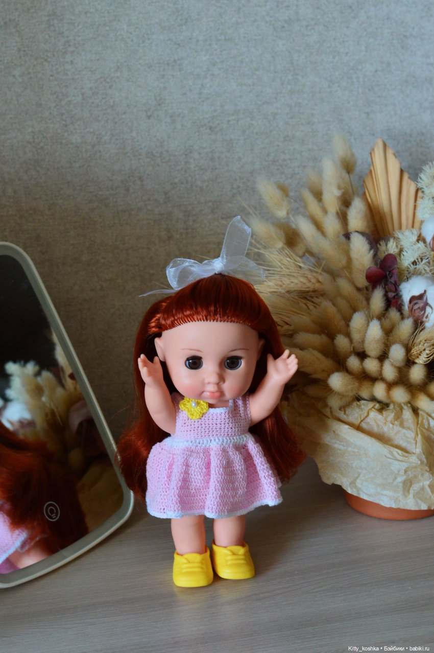 Ася встречает сестричку — Российские куклы Весна (фото 7)