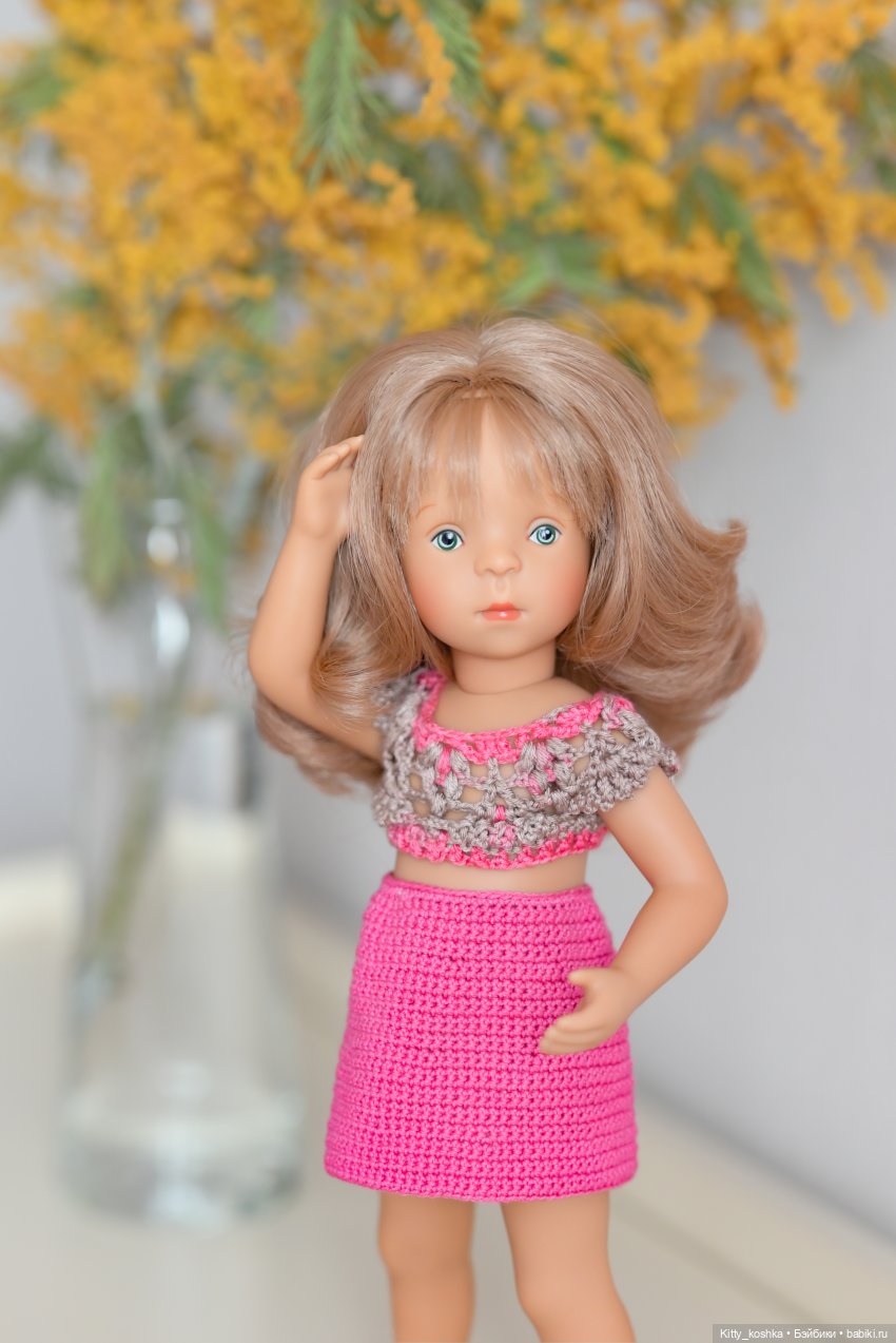 Мимоза невинной сияла красой