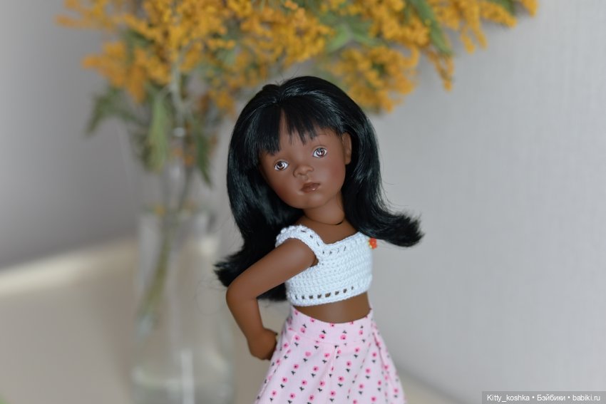 Мимоза невинной сияла красой