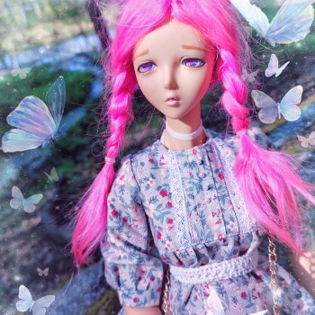 Русалка на ветвях сидит