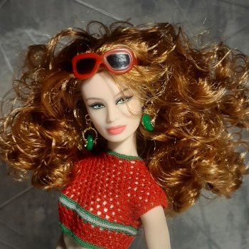 Опять рыжая