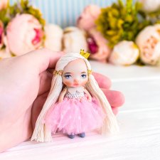 Новая куколка