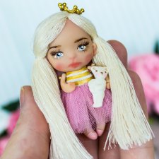 Мила принцесса Кнопочка