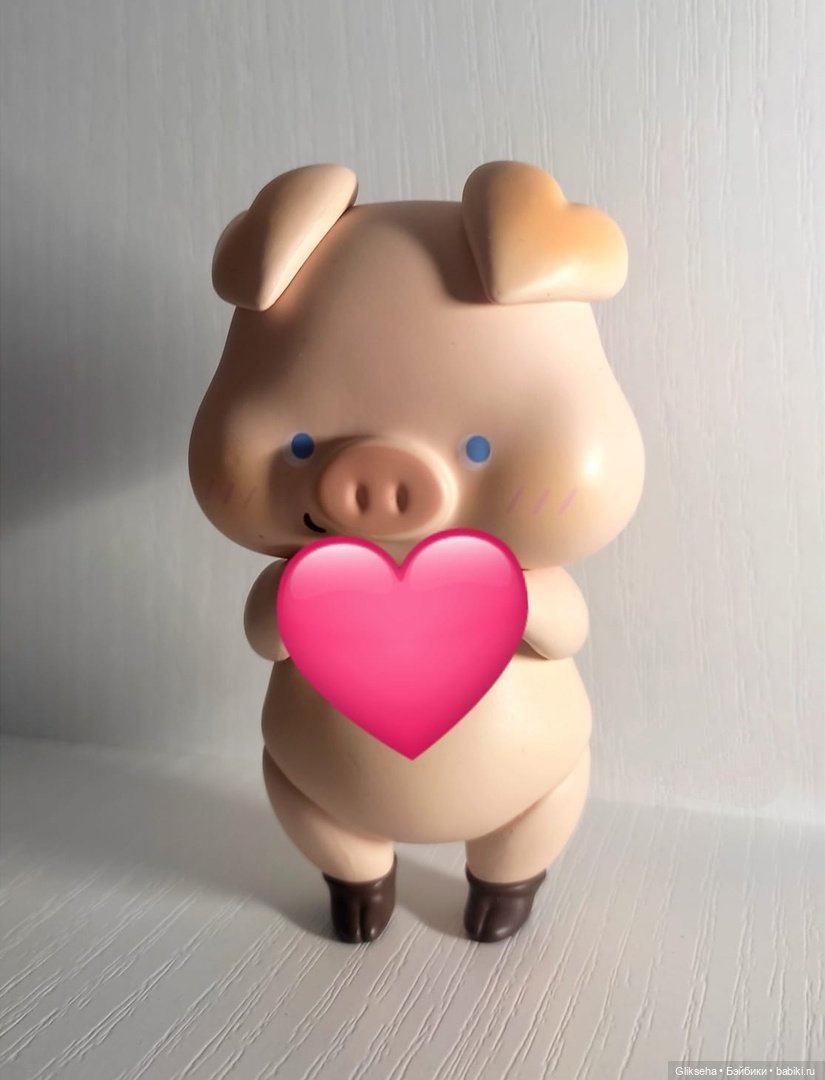 Чуня - блогер распаковывает приз за АВГУСФЕСТ