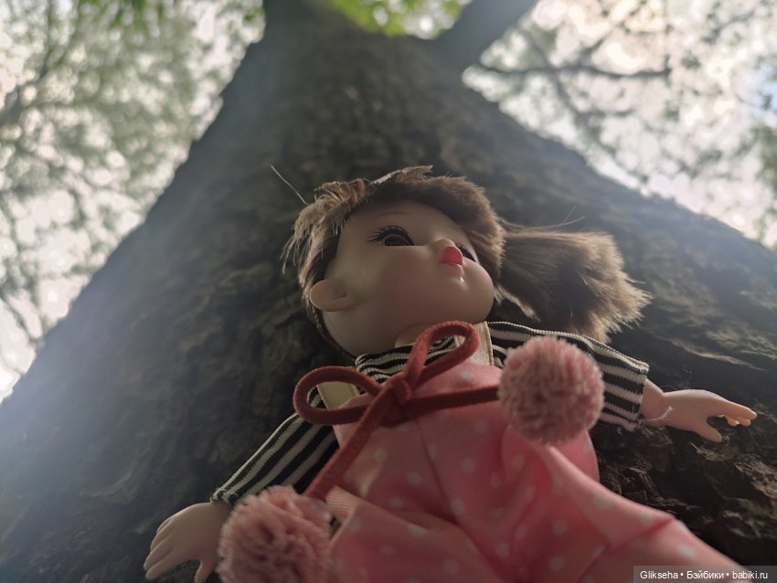 Как Ксюша в дождь гулять ходила