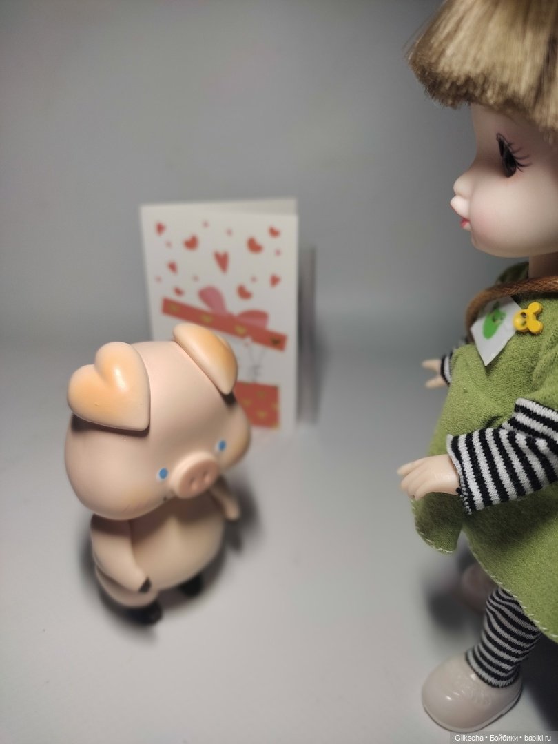 Чуня - блогер, Ксюша и тётя Валя. Распаковка приза за "Пушкинский фестиваль" (фото 3)