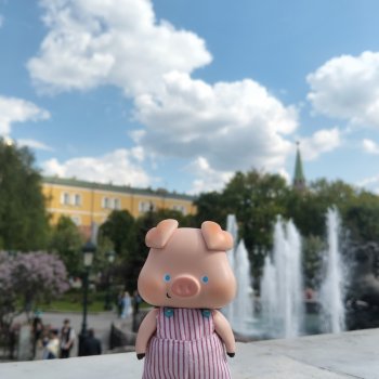 Чуня-блогер-студент и прогулка по весенней Москве