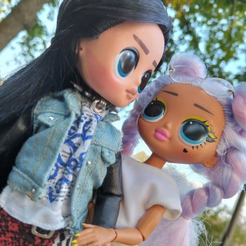 Прогулка в день молодежи. ФифАчка и ее молодой человек