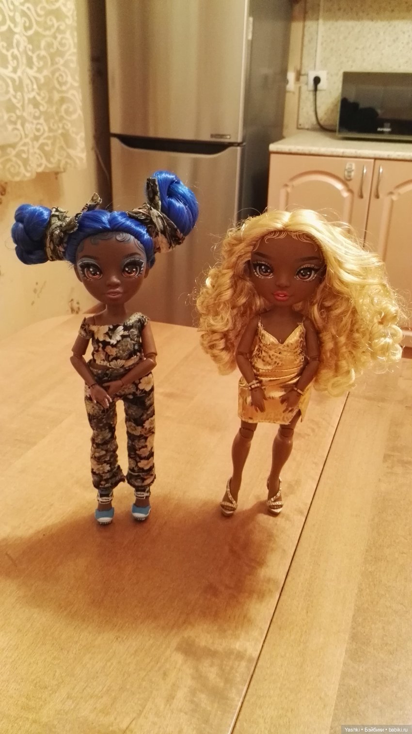 Зарисовка про мебель | Бэйбики Зарисовка про мебель — Куклы Rainbow High (Рейнбоу Хай