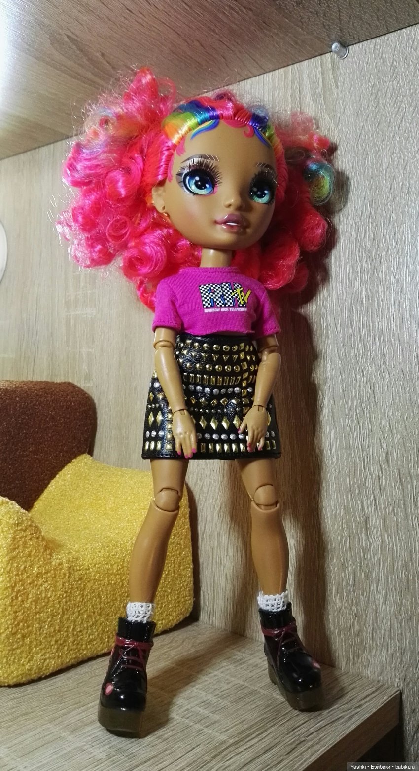 Мои шкафожители. Даша | Бэйбики Мои шкафожители. Даша — Куклы Rainbow High (Рейнбоу Хай (фото 2)