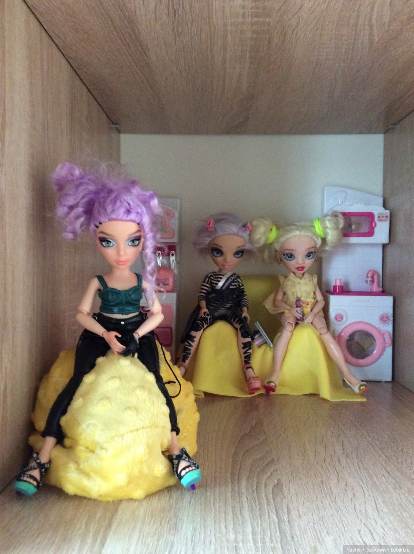 Новенькие и наша обычная жизнь