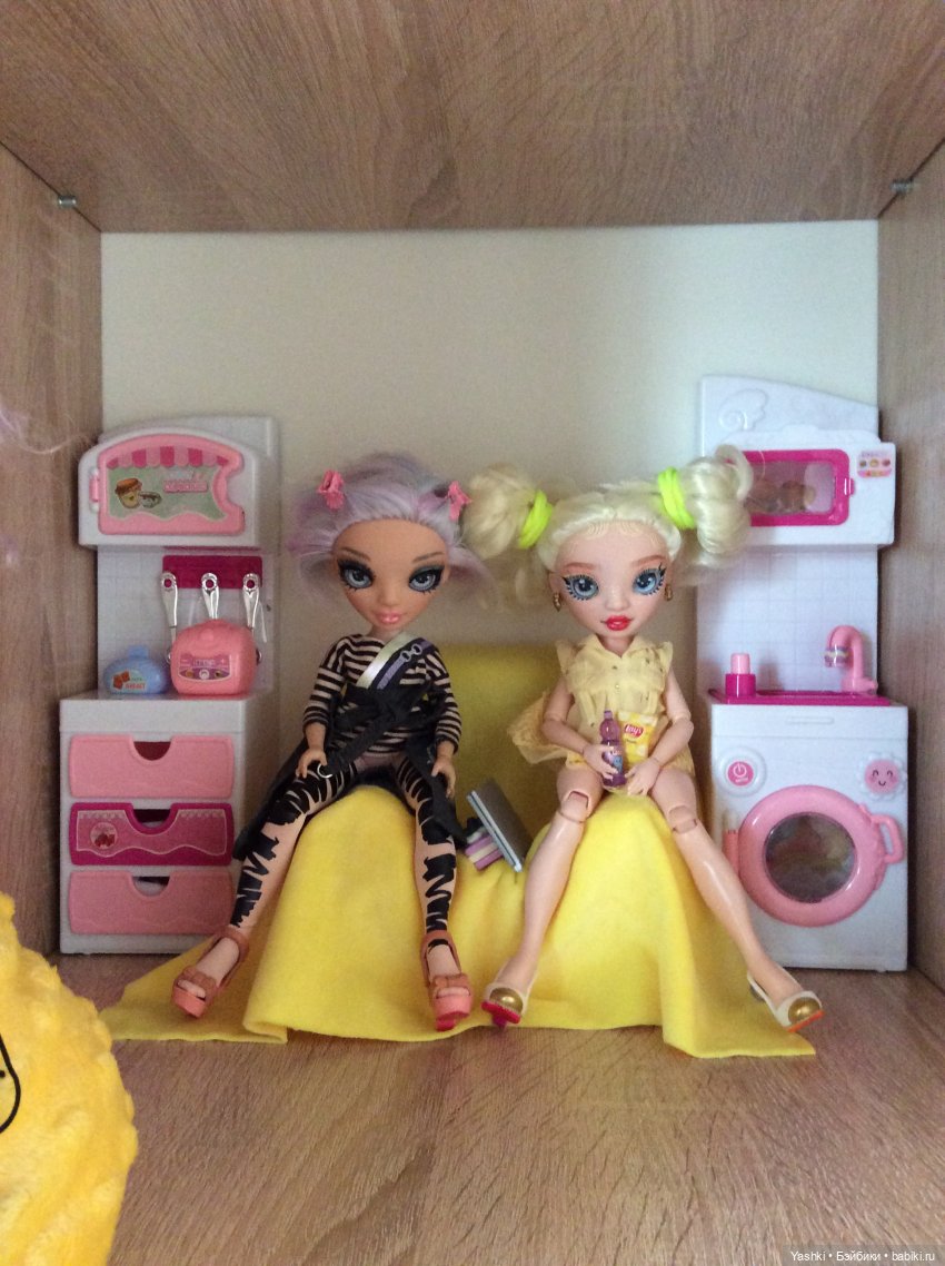 Новенькие и наша обычная жизнь