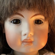 Помогите пожалуйста определить настоящая ли?