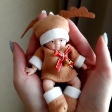 Новогодний олененок