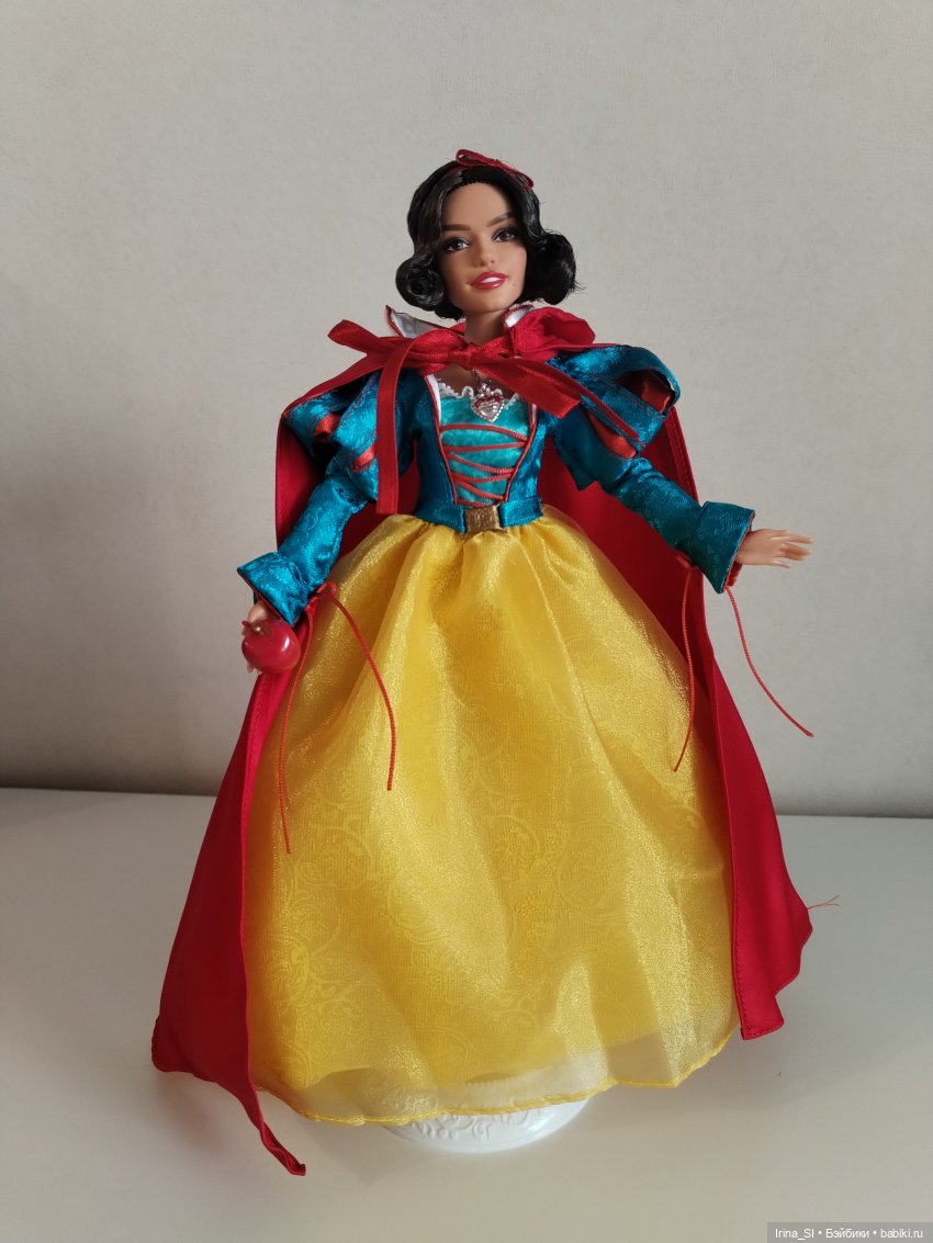 Обзор и распаковка Белоснежки по новому фильму (фото 9)