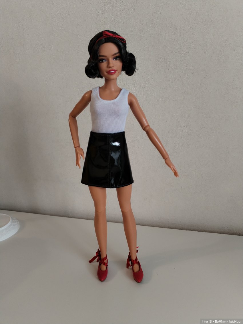 Обзор и распаковка Белоснежки по новому фильму