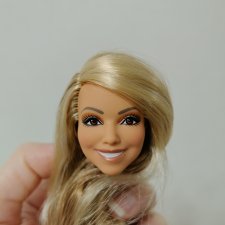 Голова барби Mattel Barbie Holiday певица Мэрайя Кэри