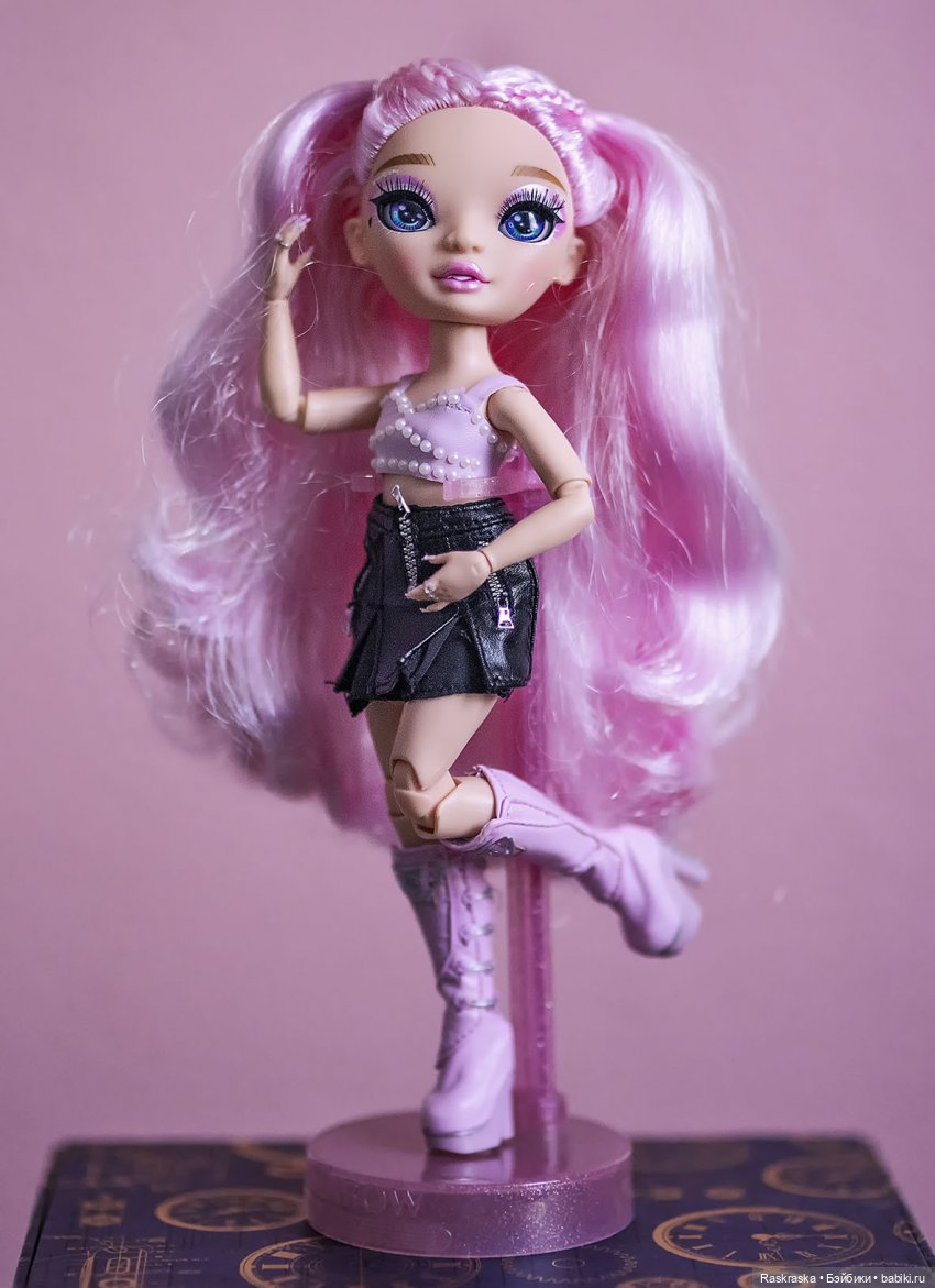 Знакомство с Minnie Choi от Rainbow High - нежнорозовая девочка (фото 4)