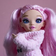 Знакомство с Minnie Choi от Rainbow High - нежнорозовая девочка