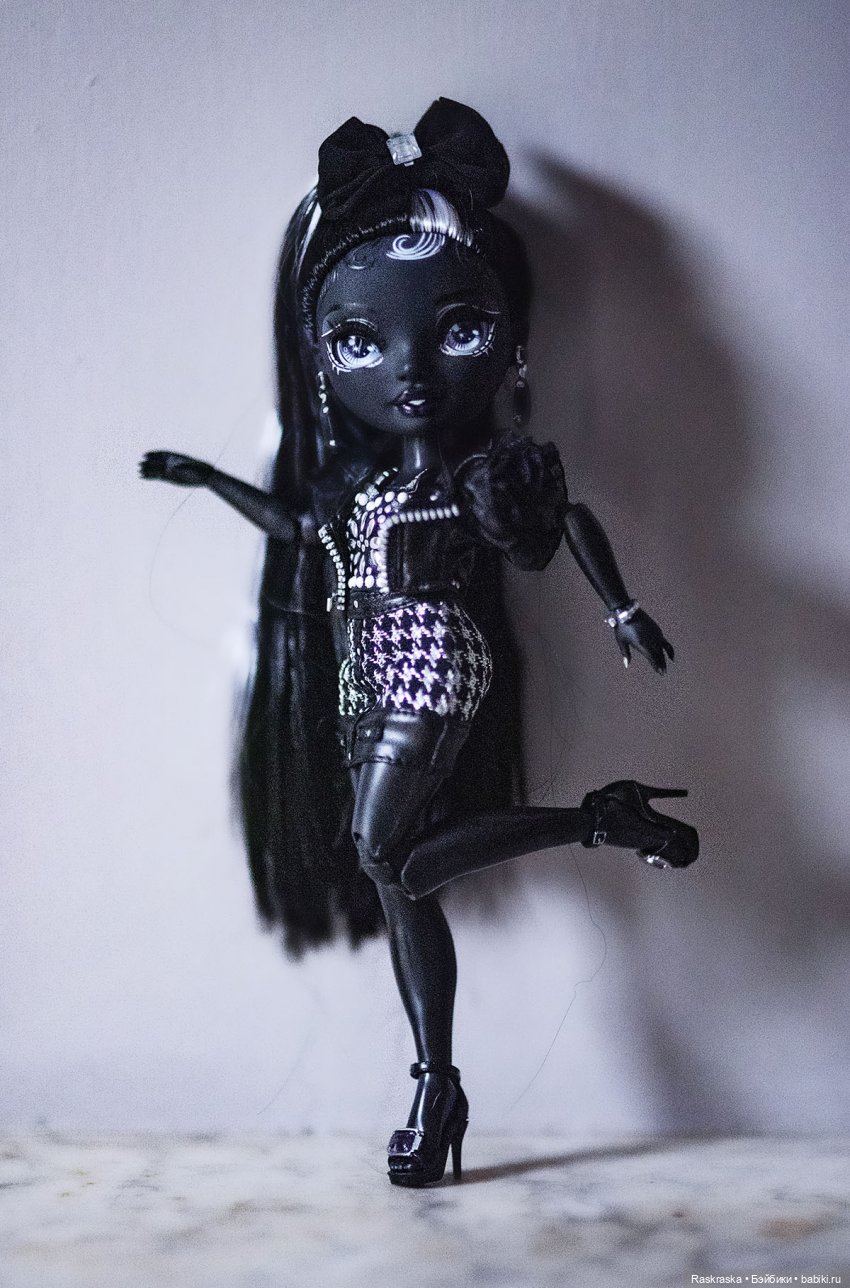 Shanelle Onyx Shadow High - первая Тенька в моем куклоцарстве. Неожиданная любовь | Бэйбики Shanelle Onyx Shadow High - первая Тенька в моем куклоцарстве. Неожиданная любовь (фото 3)