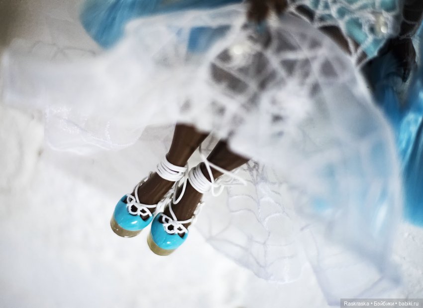 Паучишка моя, костюмная Robin Sterling Rainbow High (фото 5)