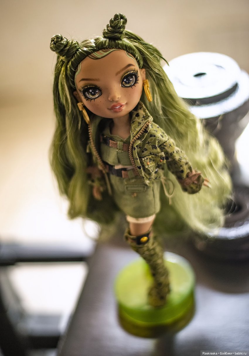 Вот она - моя Олива, - надменна, дерзка и красива. Olivia Woods Rainbow High | Бэйбики Вот она - моя Олива, - надменна, дерзка и красива. Olivia Woods Rainbow High (фото 3)