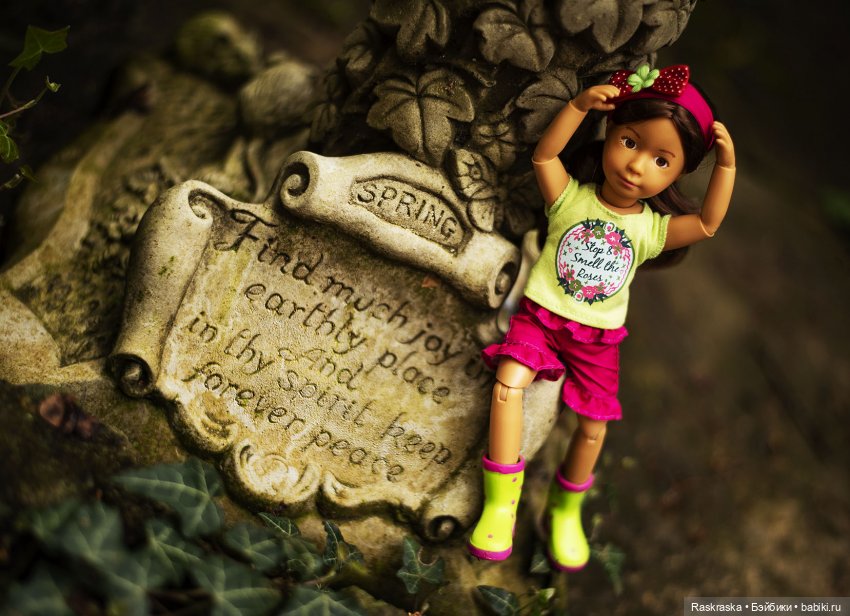 София Sofia Kruselings в весеннем саду (фото 9)