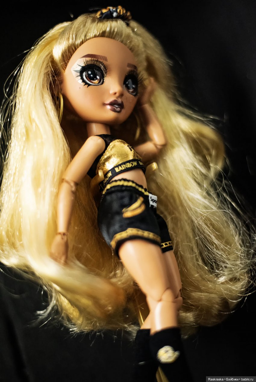 Marisa Golding Rainbow High. Поселилась еще одна радужная пижамка