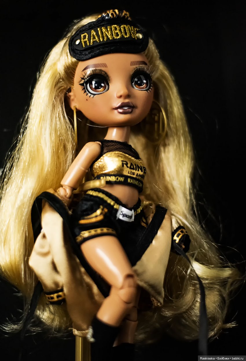 Marisa Golding Rainbow High. Поселилась еще одна радужная пижамка
