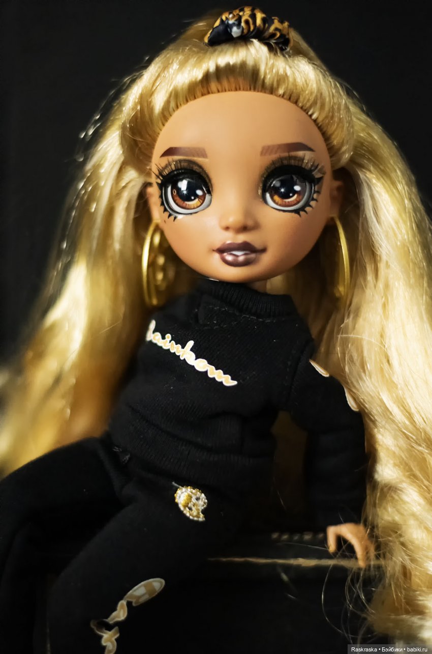 Marisa Golding Rainbow High. Поселилась еще одна радужная пижамка