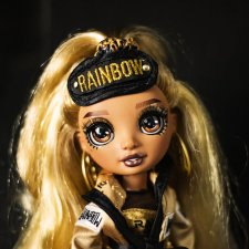 Marisa Golding Rainbow High. Поселилась еще одна радужная пижамка