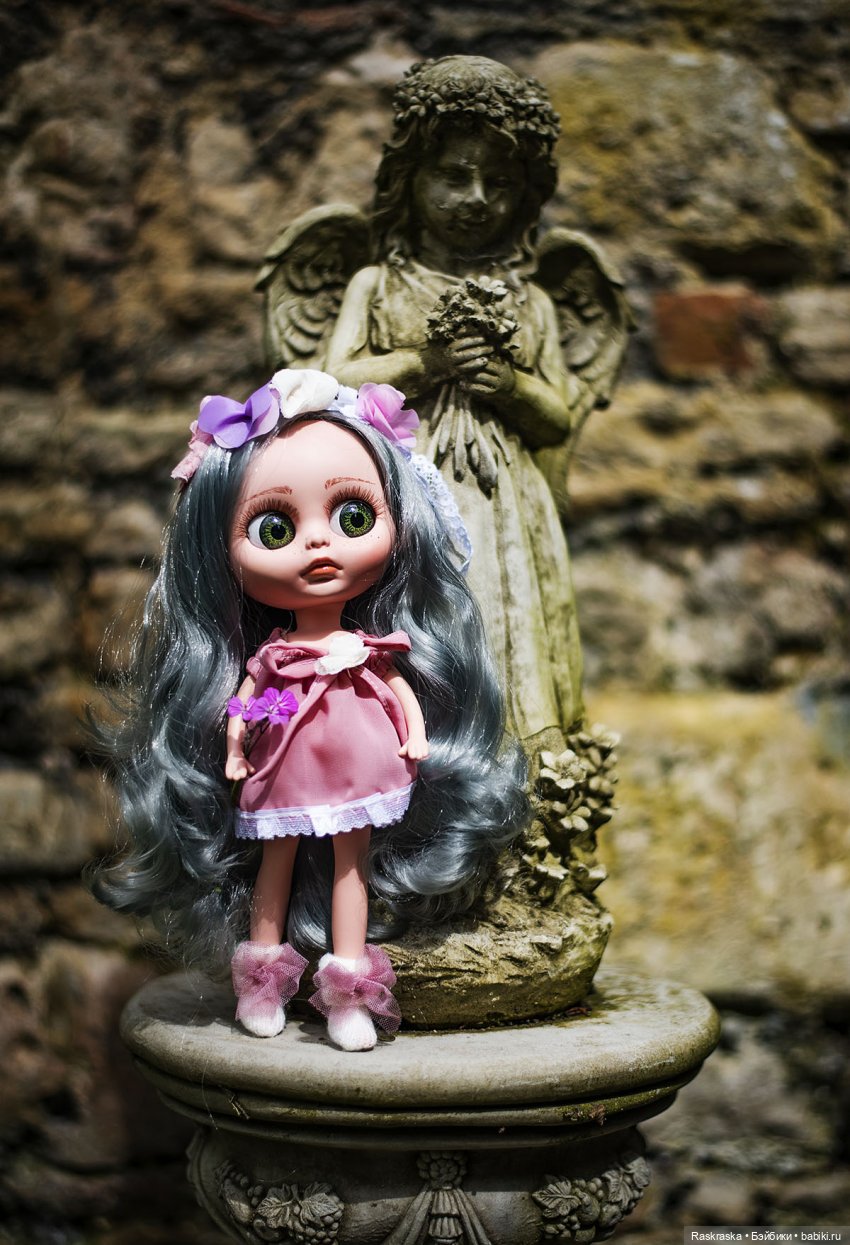 Большеглазая девочка Margaret Frost - The Biggers которая очень рада весне